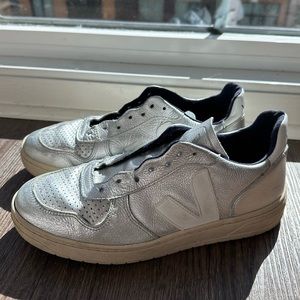 Silver Metallic Veja Women’s Shoe’s